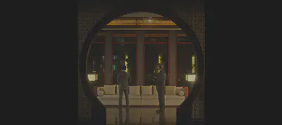 very clever almost circular frame that embeds an additional layer of intention